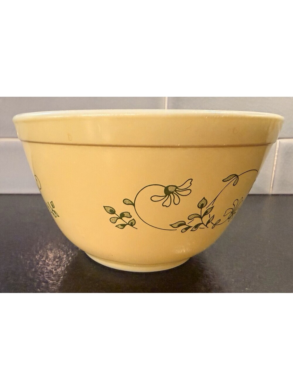 Vintage Pyrex Shenandoah # 401 750ml Yellow Green Flowers Mixing Bowl 1981-86 - Picture 2 of 8
